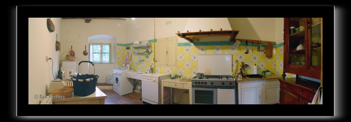 Aureli-apt-kitchen.tif